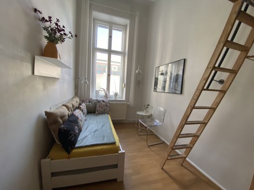 High Sleeper - Kiez Hostel Berlin 06